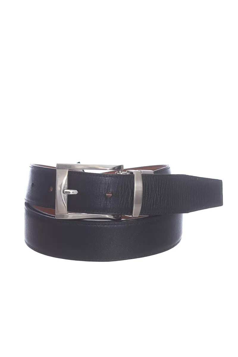 ACCESORIO COLOR NEGRO  CLOSEANDO