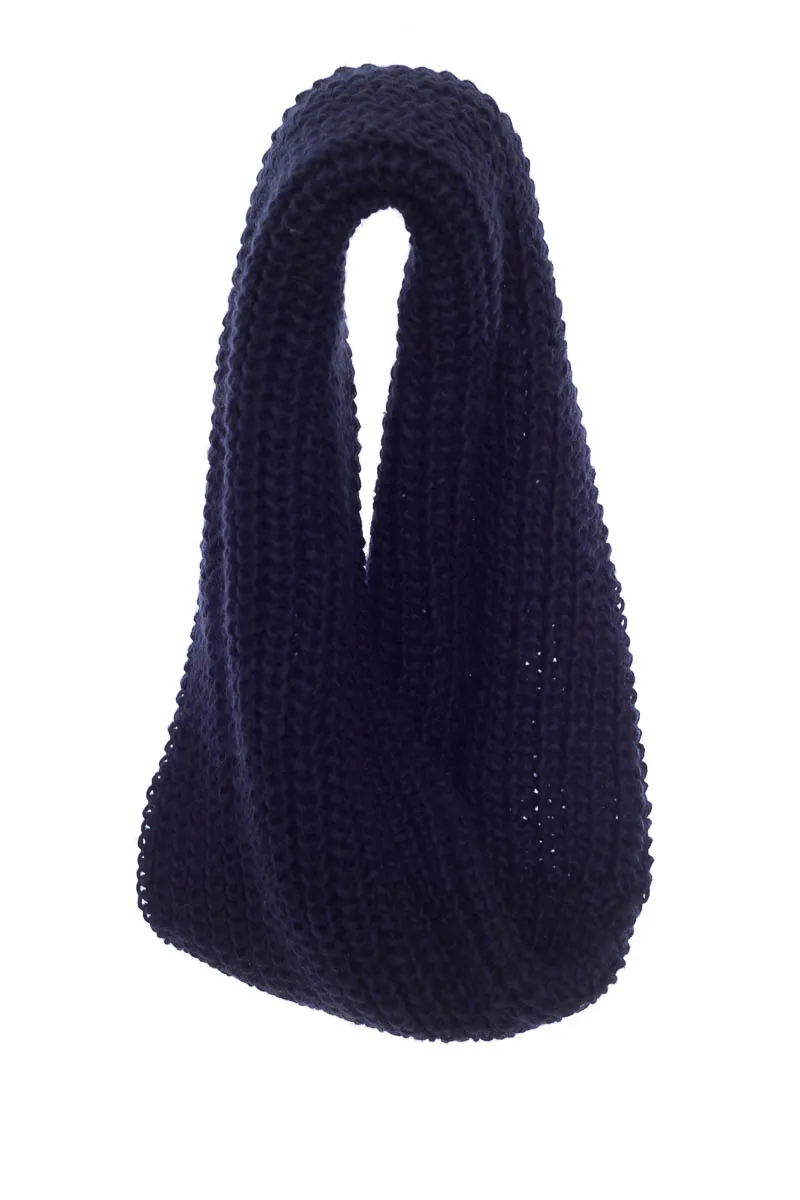 ACCESORIOS COLOR AZUL  CLOSEANDO