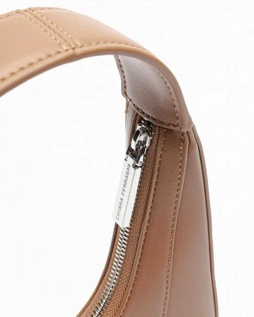 Bolso de mano Chiara Ferragni 76SB4G1 Marrón