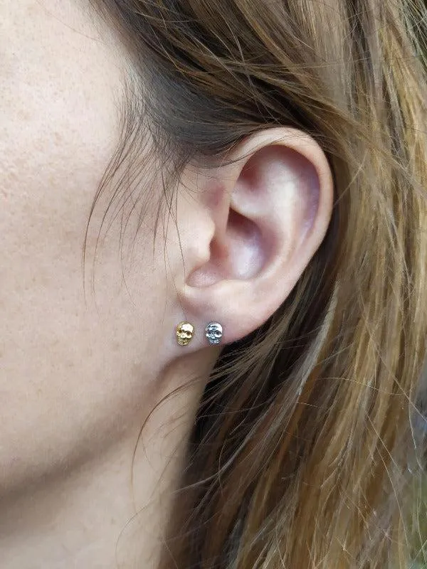 Calavera mini pendientes plata