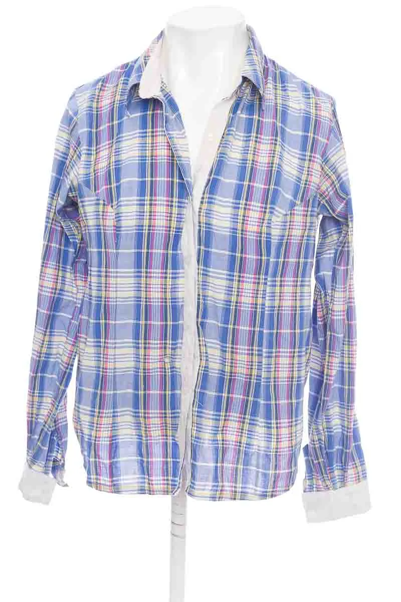 CAMISA COLOR AZUL  CLOSEANDO