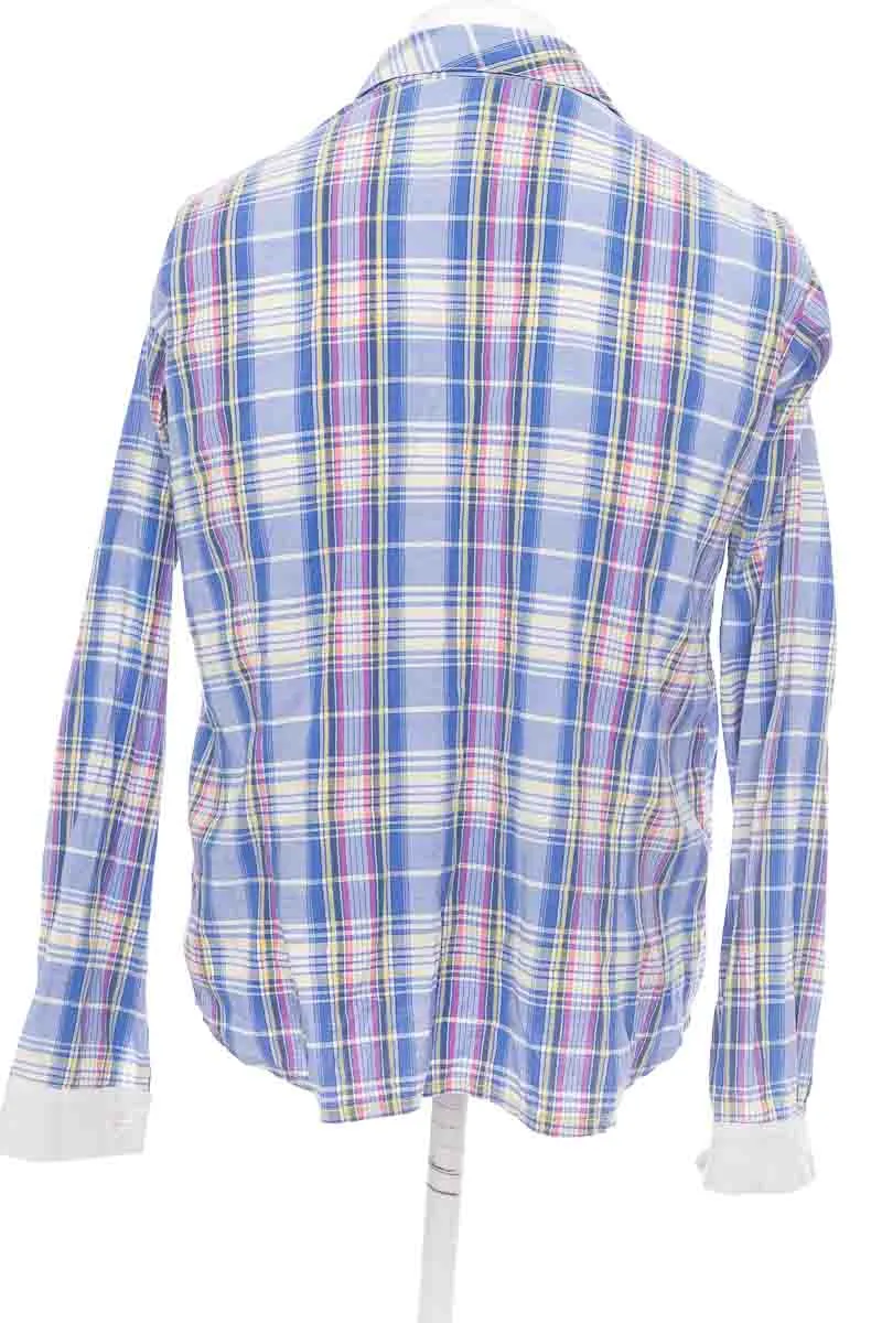 CAMISA COLOR AZUL  CLOSEANDO