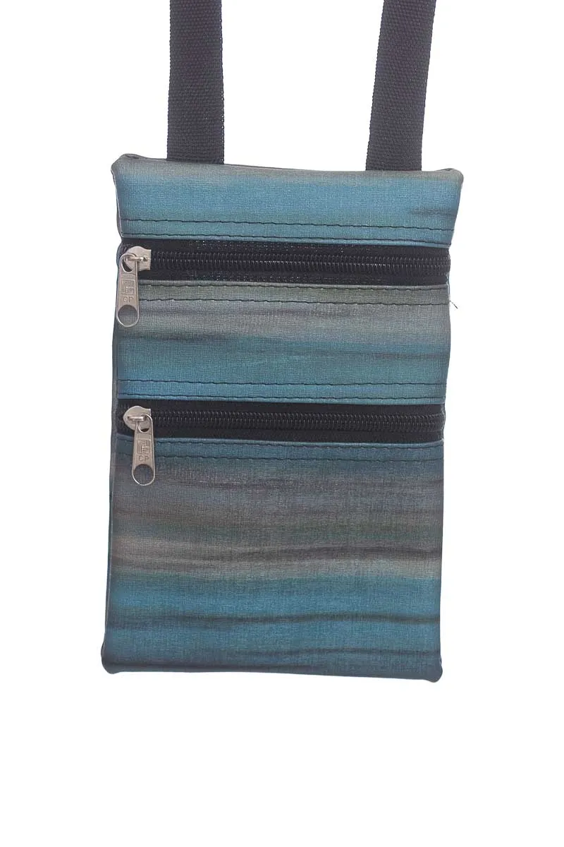 CARTERA / BOLSO / MONEDERO COLOR AZUL  CLOSEANDO