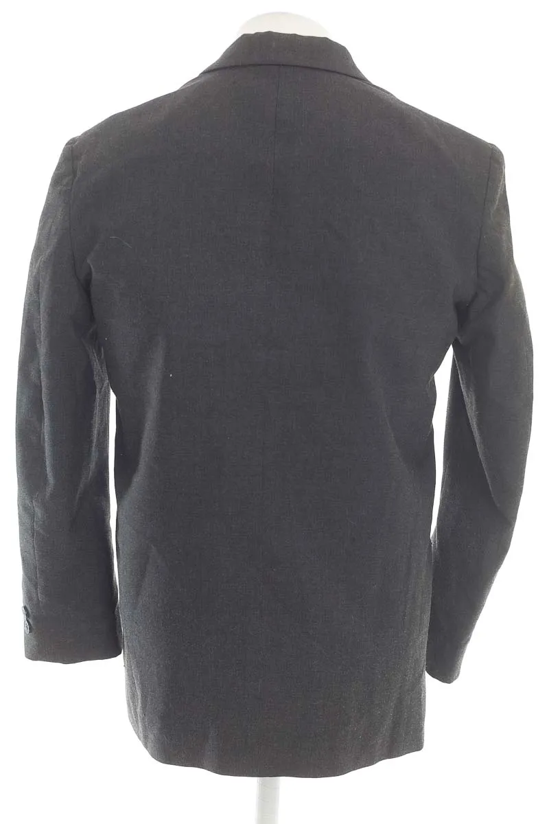 CHAQUETA COLOR GRIS  CLOSEANDO