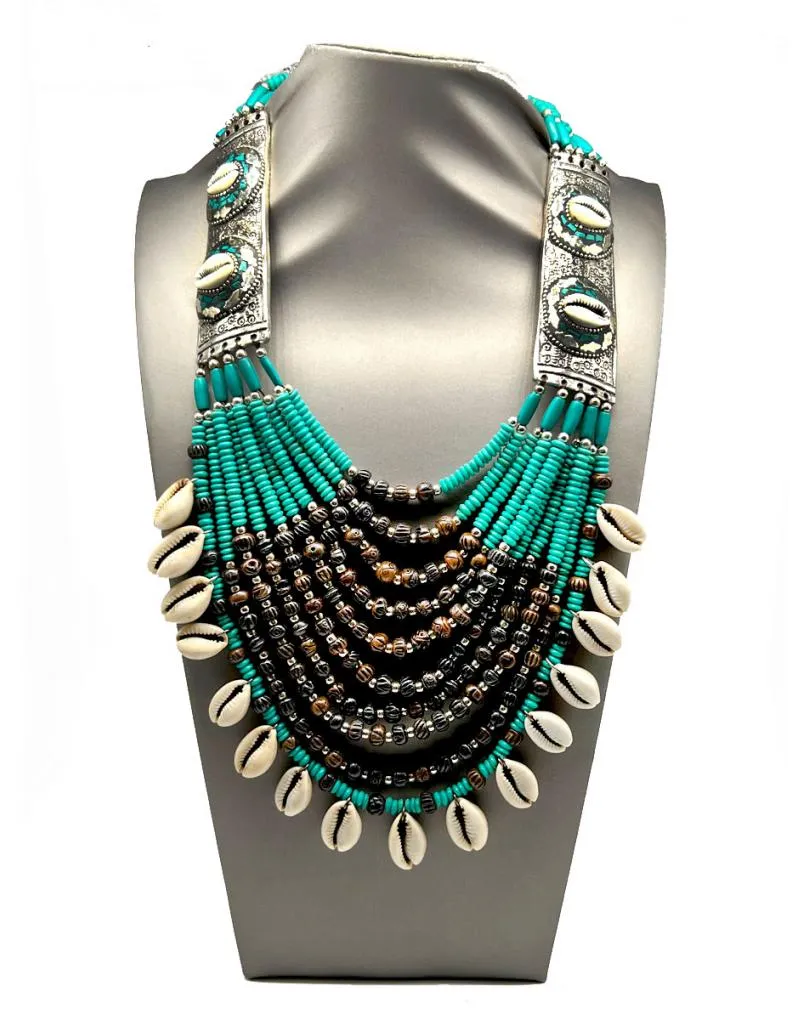 COLLARES ETNICOS TURQUESAS CON CONCHAS Y HUESO TALLADO