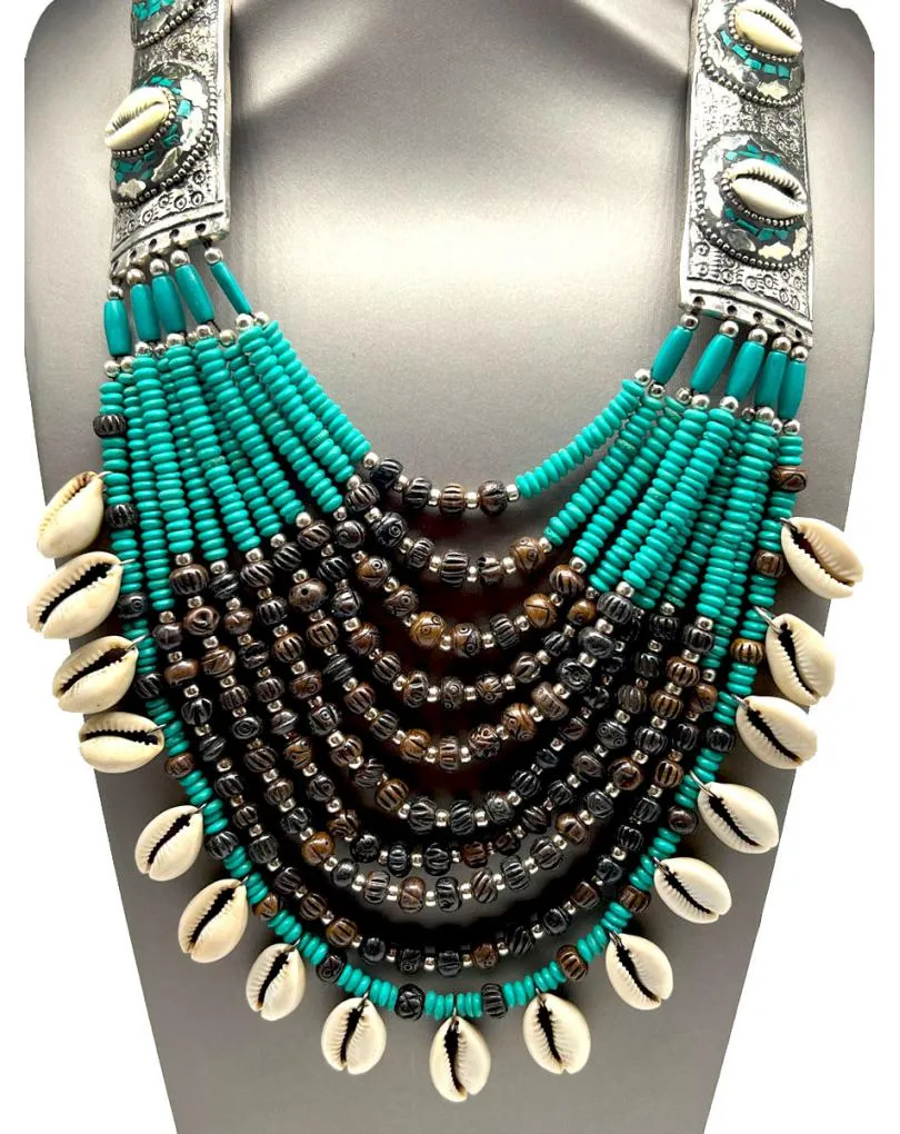 COLLARES ETNICOS TURQUESAS CON CONCHAS Y HUESO TALLADO
