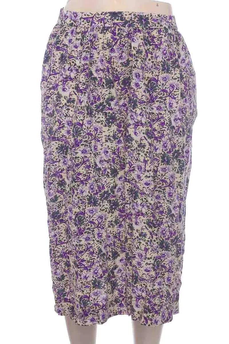 FALDA COLOR ESTAMPADO  CLOSEANDO