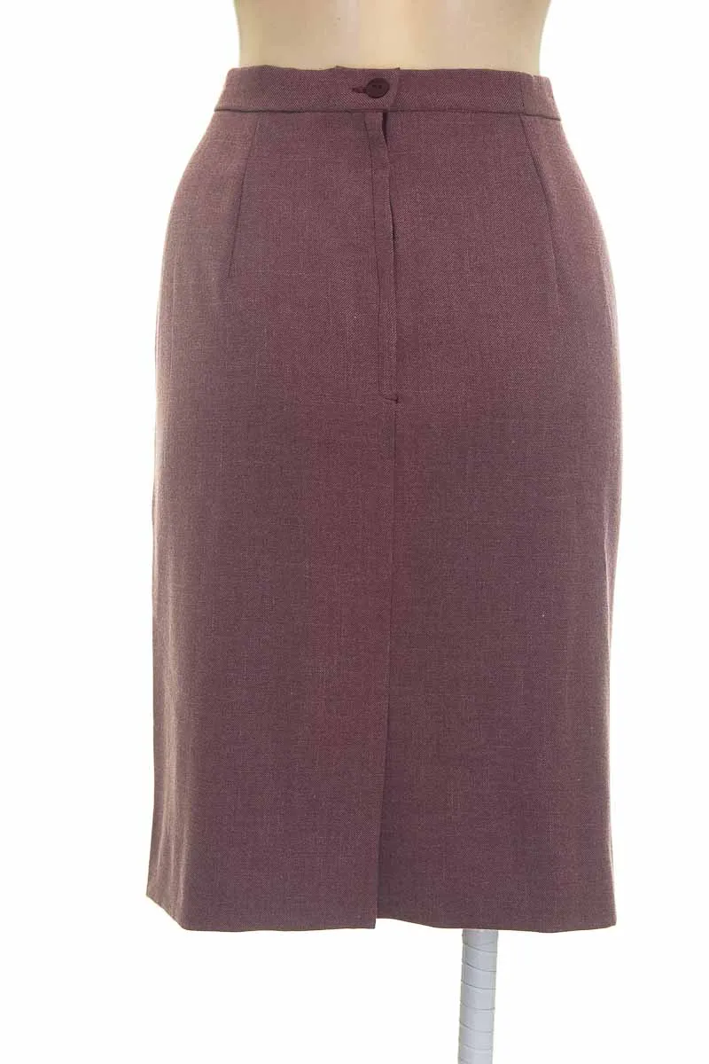FALDA COLOR MORADO  CLOSEANDO