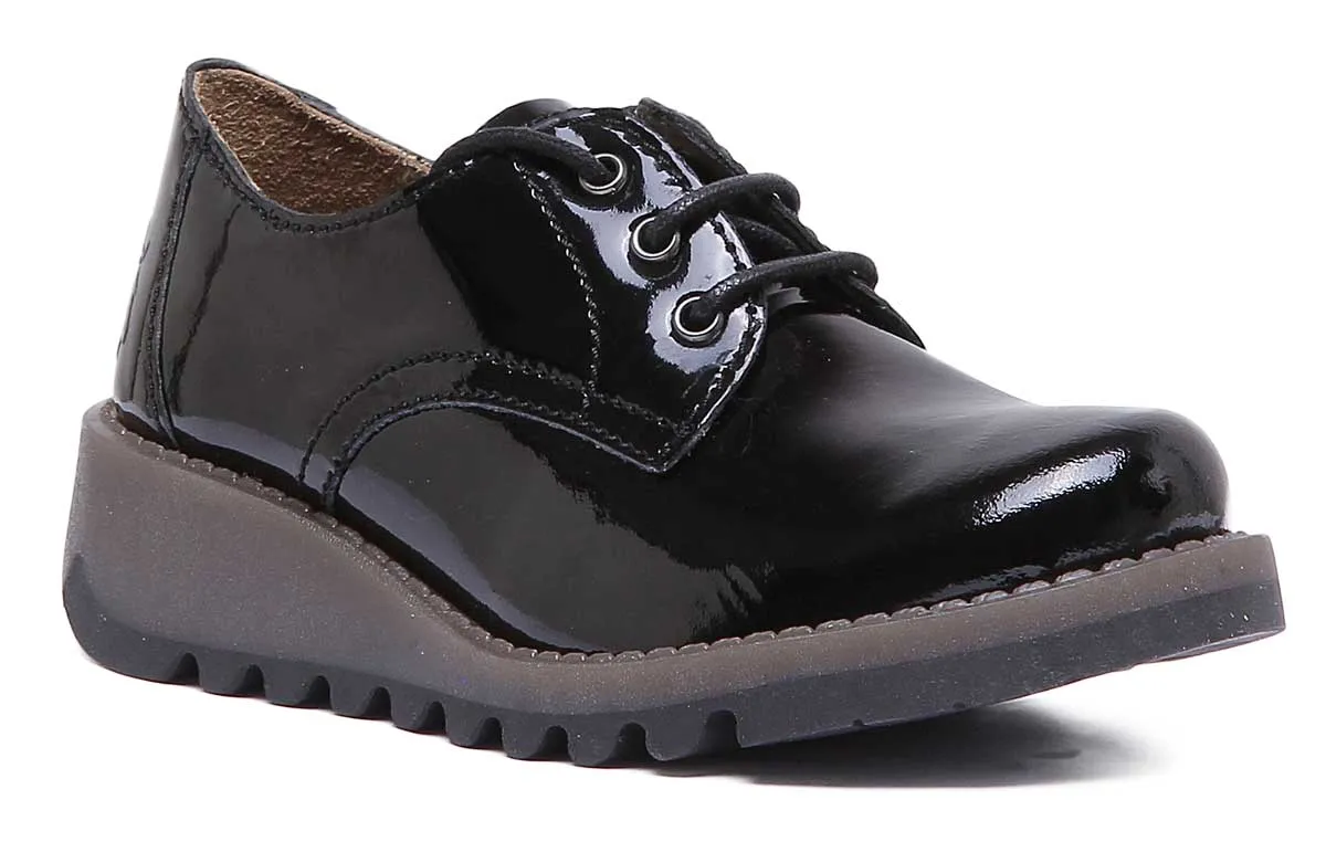 Fly London Simb K Zapatos de tacón de cuña de piel para niños en charol negro