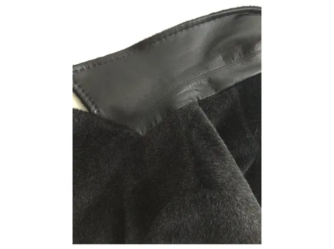 Max Mara Abrigos, Ropa de calle Negro 