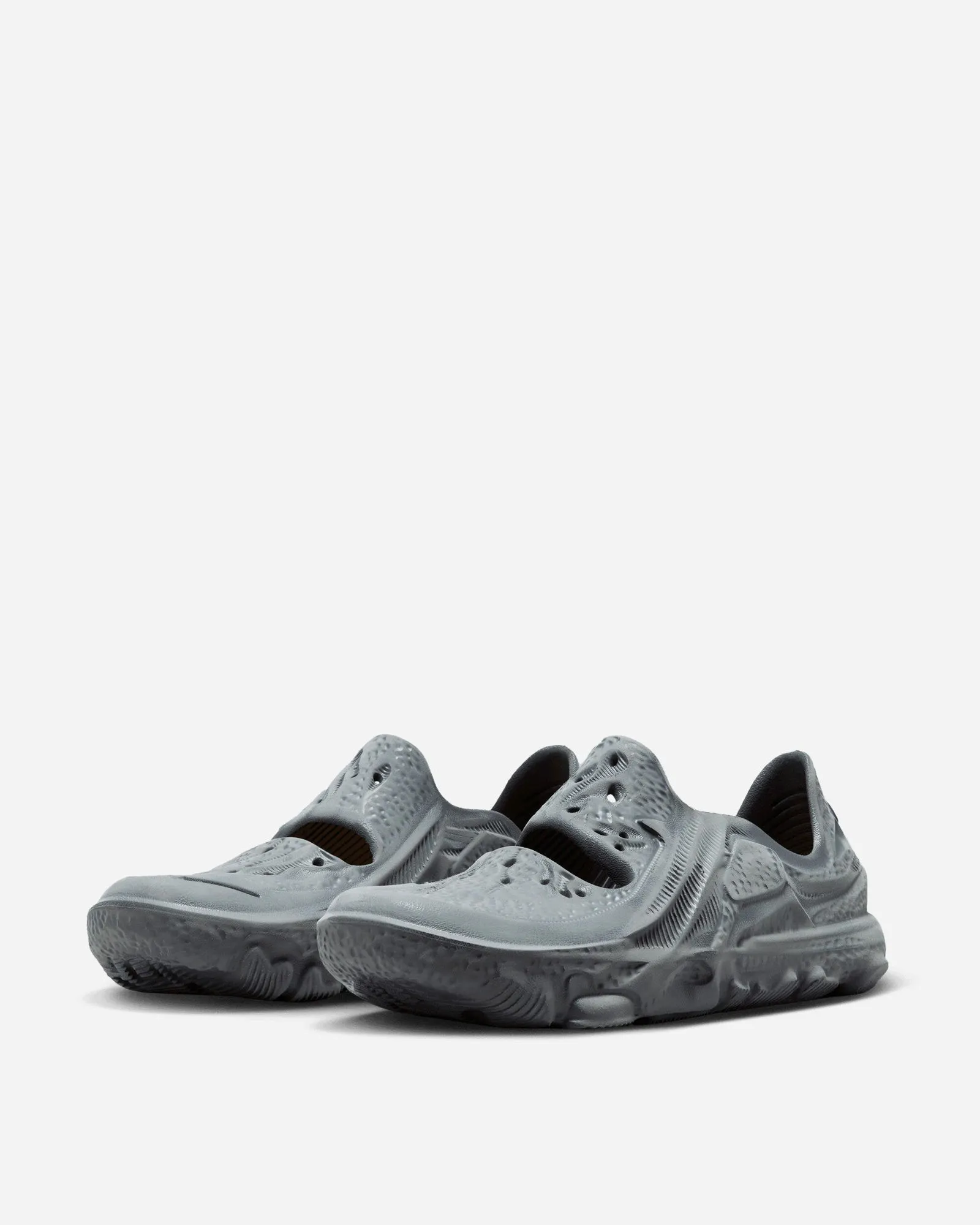 Nike ISPA Universal