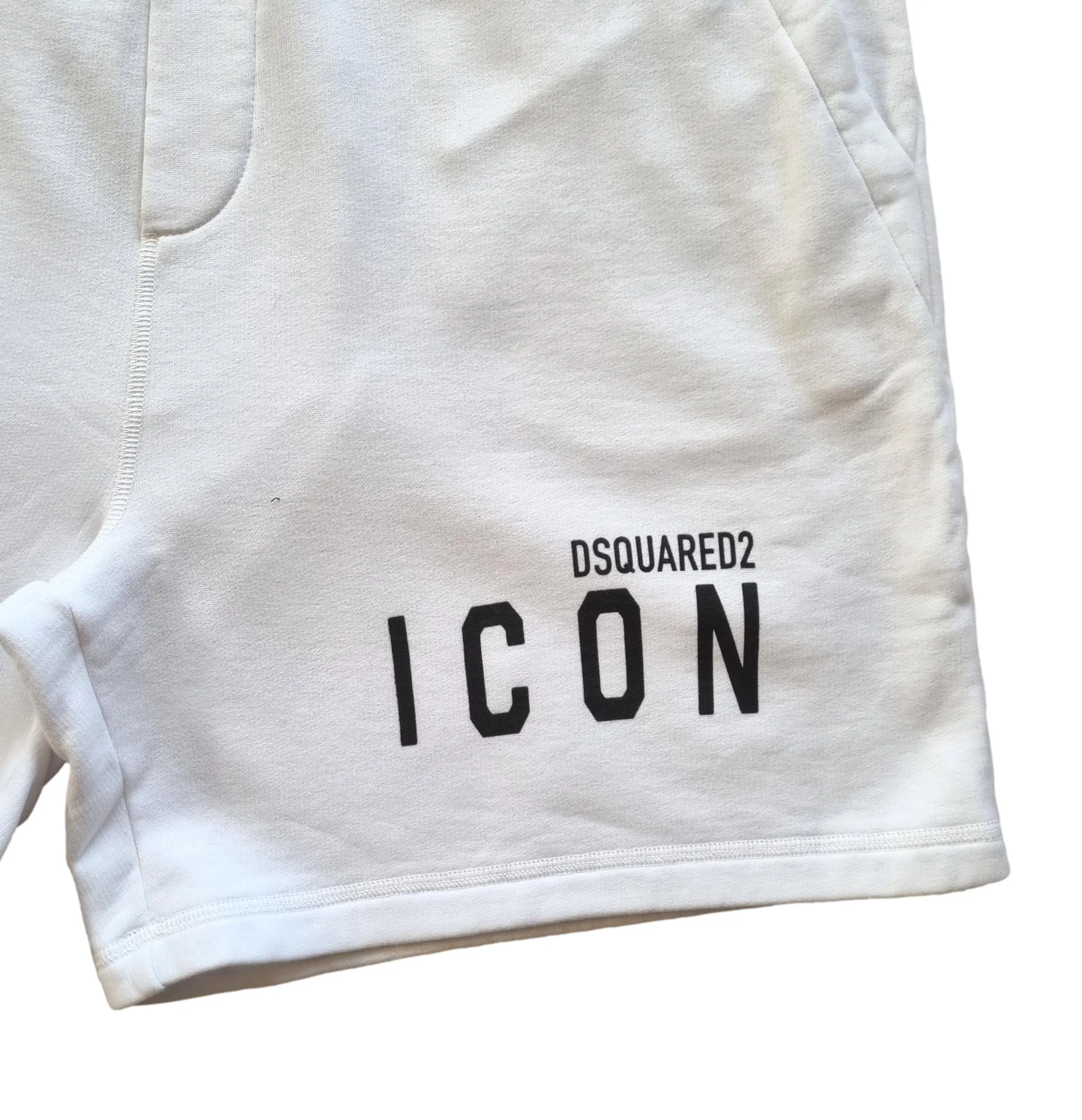 PANTALóN CORTO DE HOMBRE DSQUARED2 ICON S79MU0005 BLANCONEGRO TALLA XXL