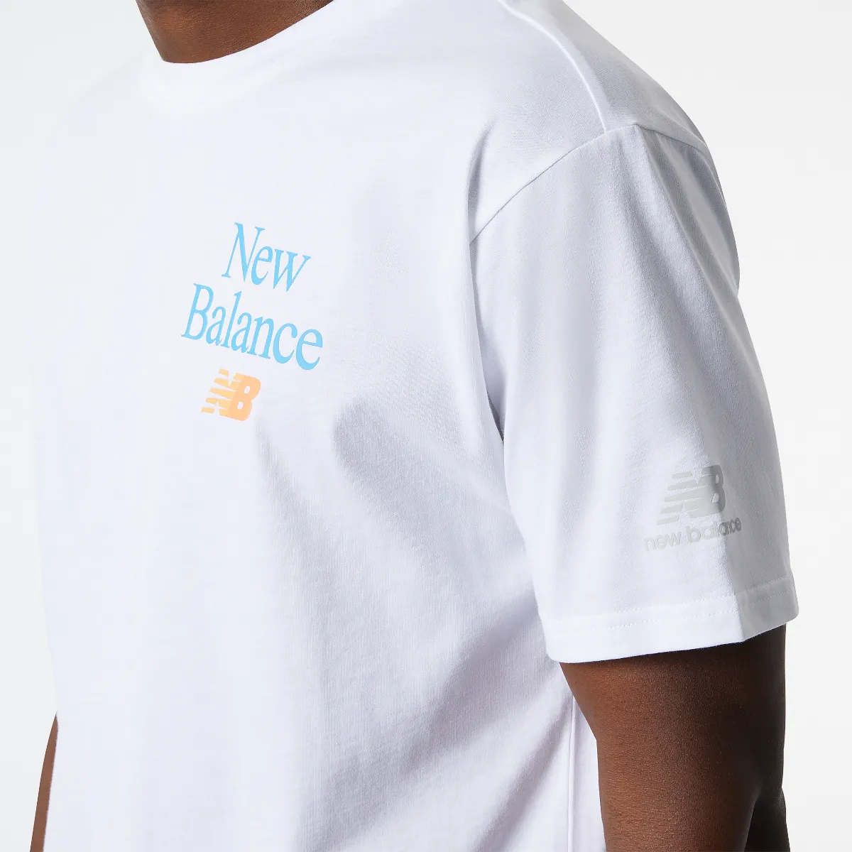 Polera Urbana Hombre New Balance Essentials Celebrate Blanco
