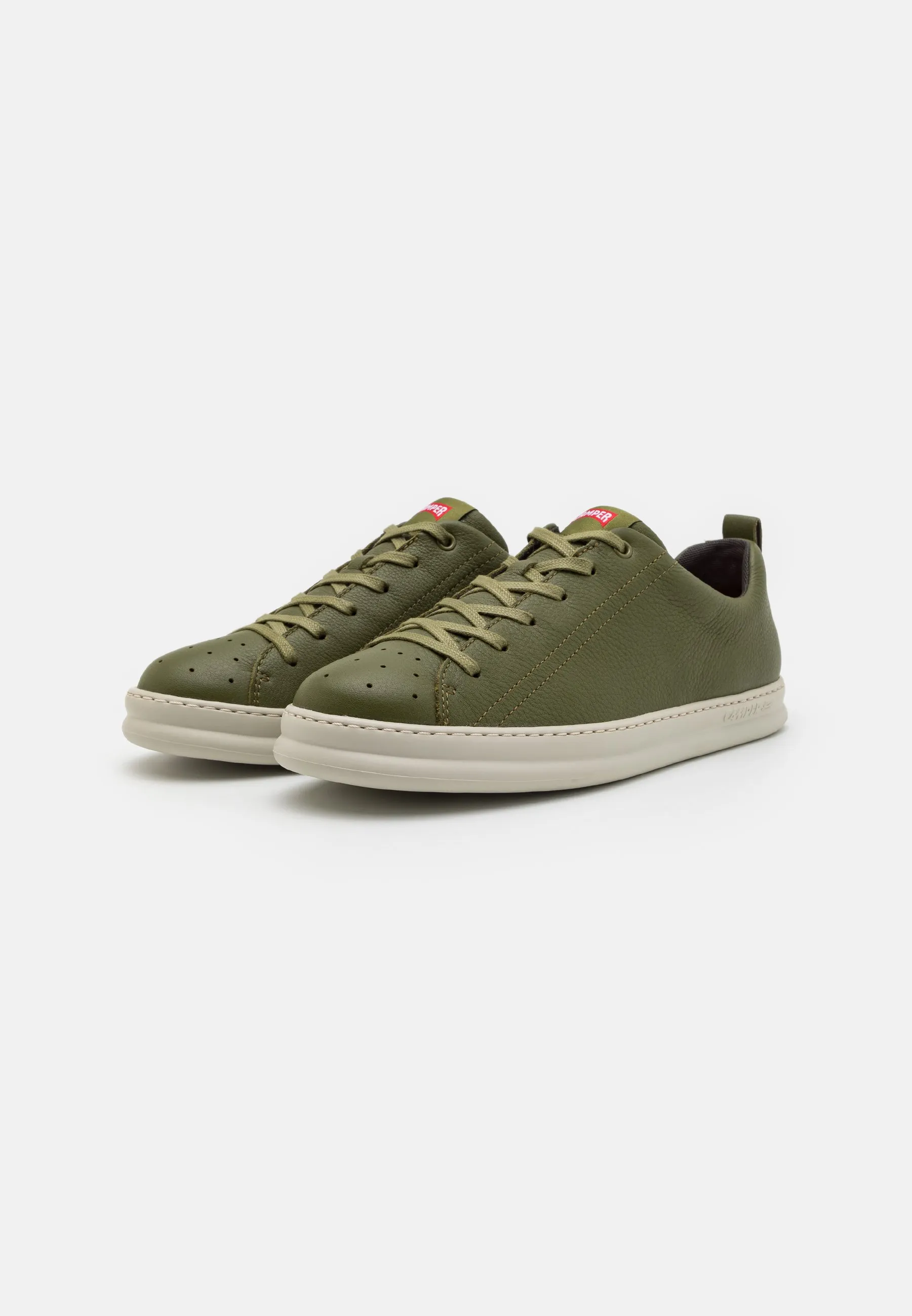 RUNNER FOUR  ZAPATILLAS