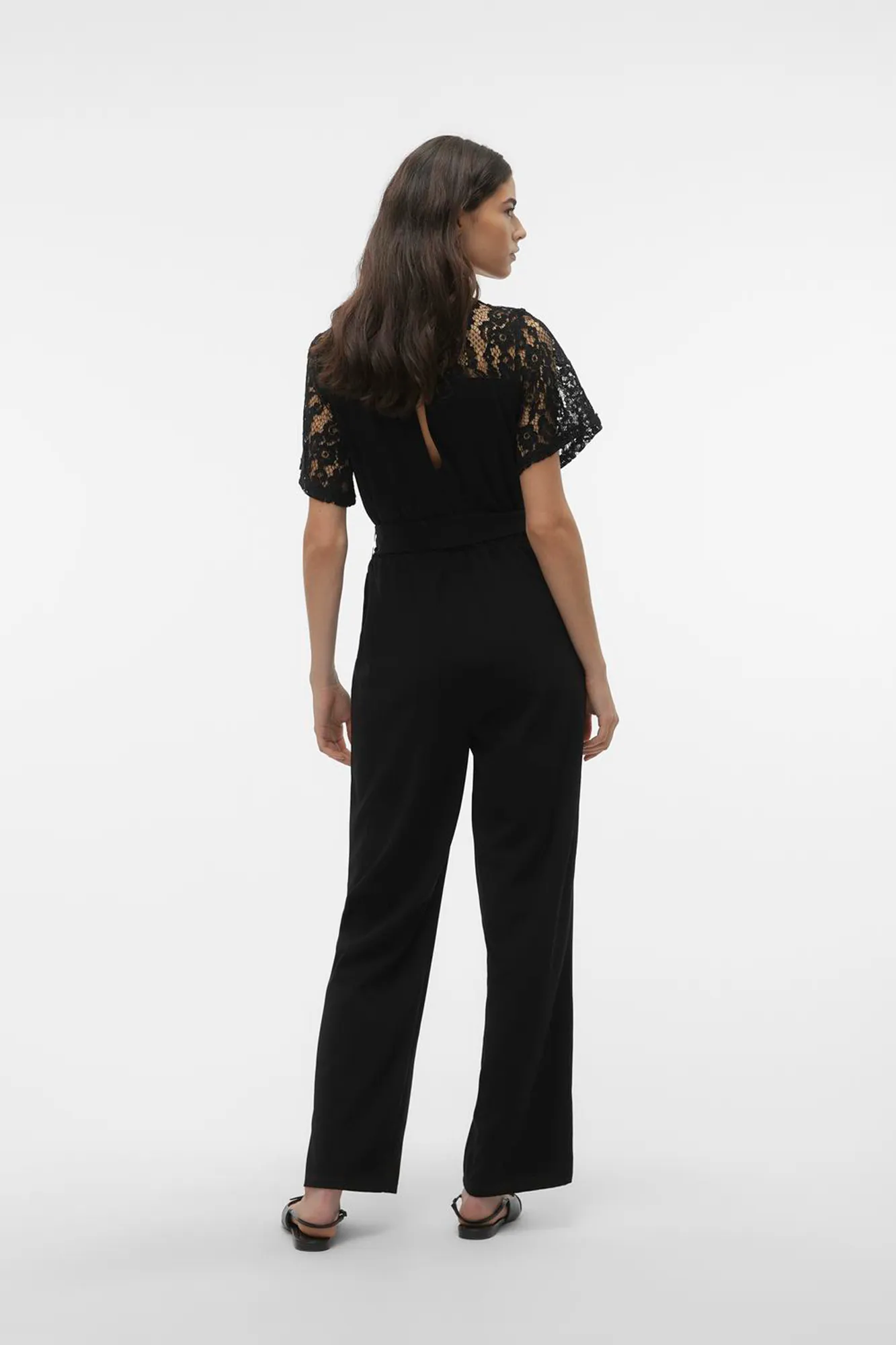 Vero Moda Mono largo detalles de encaje