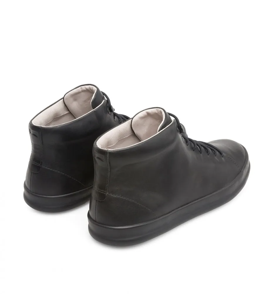 Zapatillas de piel Chasis negro
