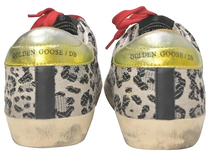 Zapatillas Superstar de lona beige con estampado animal Golden Goose 